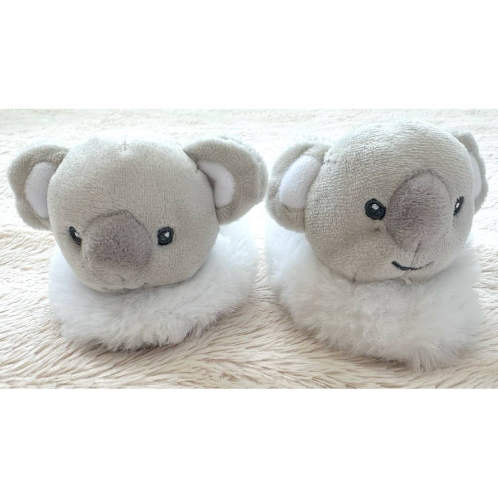 Doudou et Compagnie Plush Baby Bootie Cozy Koala Slippers in White Grey